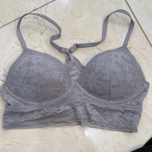 Victoria's Secret Lace Bra in Gray